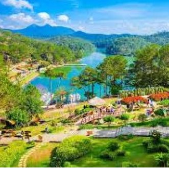 Đà Lạt –Thành phố ngàn hoa– luôn là điểm đến lý tưởng nhờ khí hậu ôn hòa và cảnh quan thơ mộng